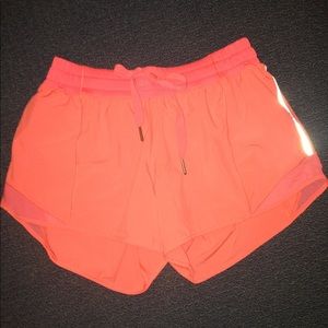 Lululemon Hotty Hot Short
